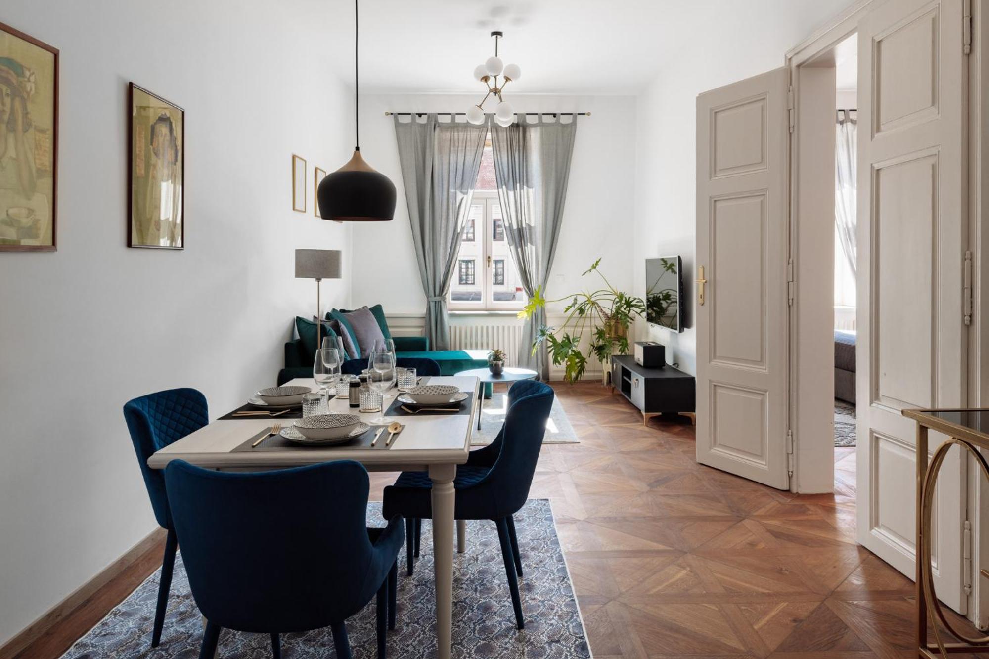 Main Square Apartments & Rooms Maribor Ngoại thất bức ảnh