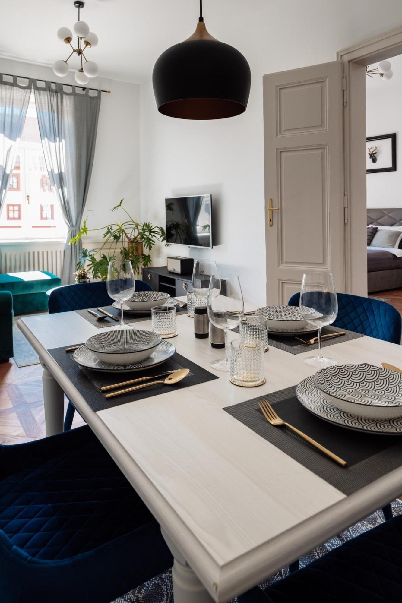 Main Square Apartments & Rooms Maribor Ngoại thất bức ảnh